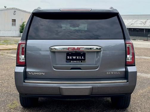 Satin Steel Metallic 2018 GMC Yukon Denali