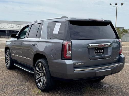 Satin Steel Metallic 2018 GMC Yukon Denali