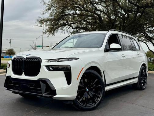 2025 BMW X7 xDrive40i