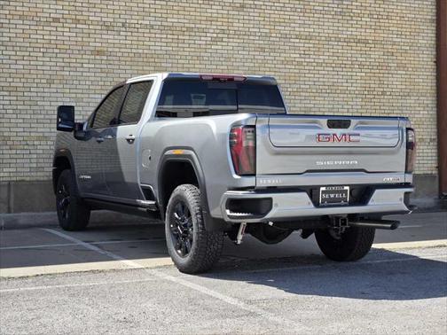 2025 GMC Sierra 2500 AT4