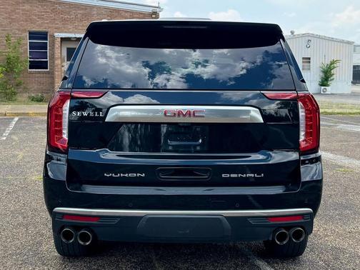 Onyx Black 2021 GMC Yukon Denali