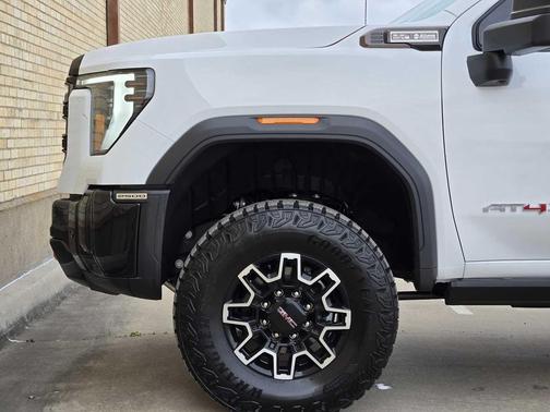 2026 GMC Sierra 2500 AT4X