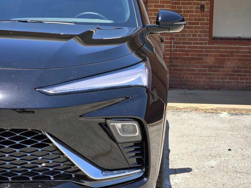 Ebony Twilight Metallic 2026 Buick Envista Avenir FWD