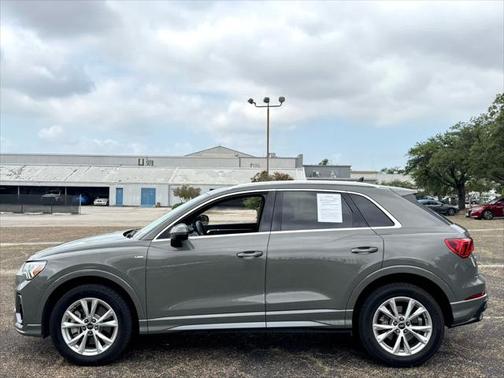 2022 Audi Q3 45 S line Premium Plus