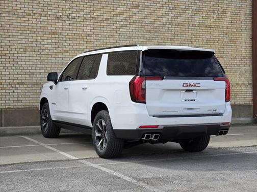 2025 GMC Yukon XL 4WD AT4 Ultimate