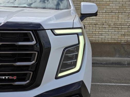 2025 GMC Yukon XL 4WD AT4 Ultimate