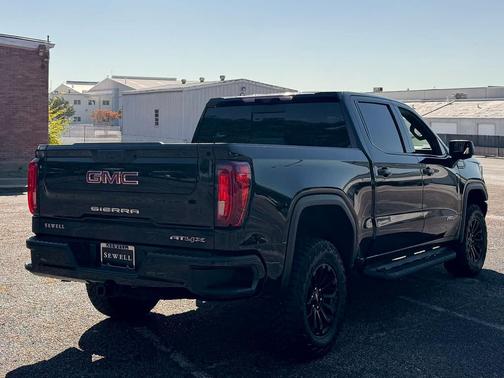 2023 GMC Sierra 1500 AT4X