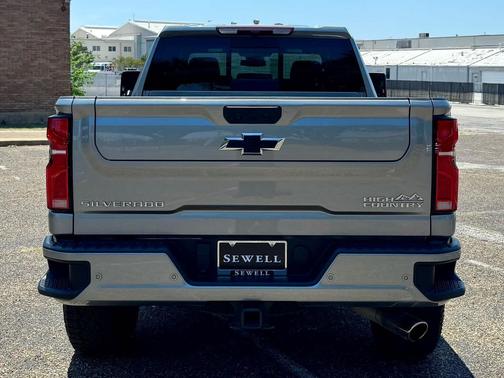 Sterling Gray Metallic 2025 Chevrolet Silverado 2500 High Country