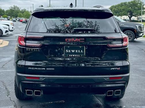 2024 GMC Acadia AWD AT4