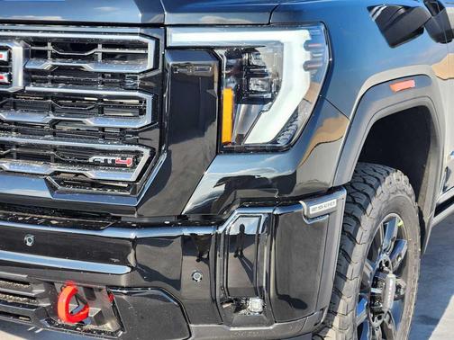 2026 GMC Sierra 2500 AT4