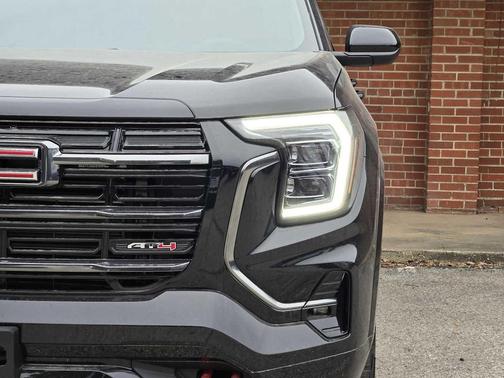 Ebony Twilight Metallic 2026 GMC Terrain AWD AT4