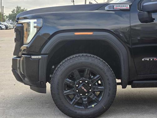 2026 GMC Sierra 2500 AT4