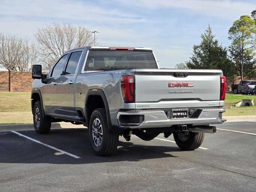 2026 GMC Sierra 2500 SLT
