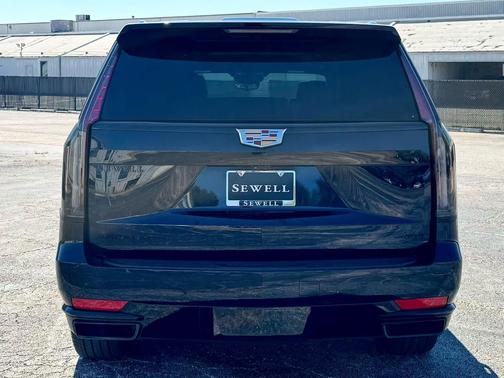 2024 Cadillac Escalade Sport