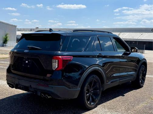 Agate Black Metallic 2020 Ford Explorer ST
