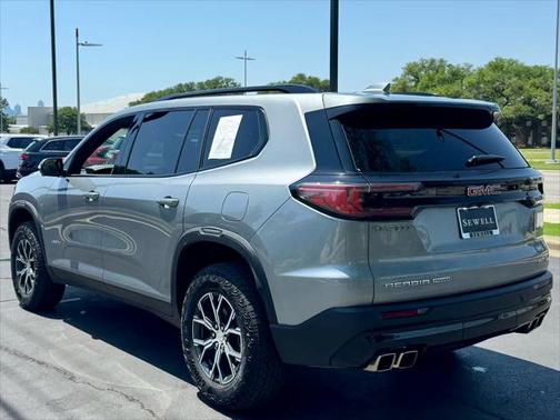 2024 GMC Acadia AWD AT4