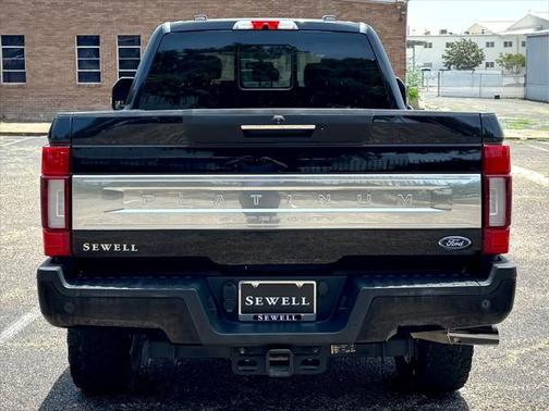 2022 Ford F-250 Platinum