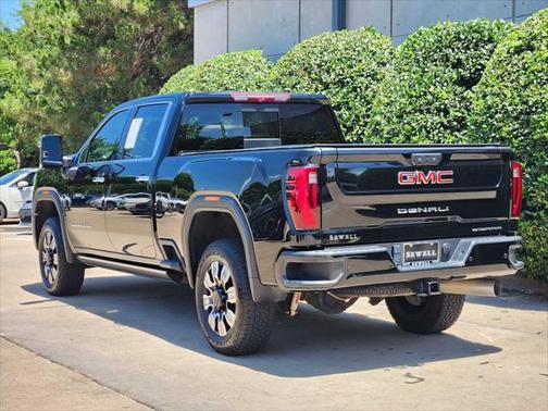 2024 GMC Sierra 2500 Denali