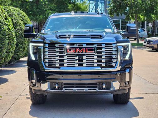 2024 GMC Sierra 2500 Denali