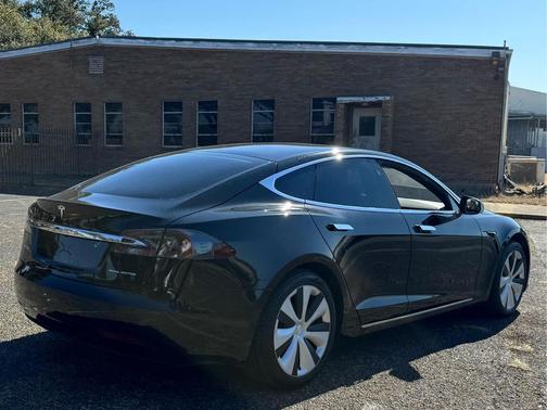 2021 Tesla Model S Long Range