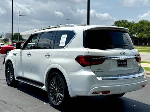 2024 INFINITI QX80 SENSORY AWD