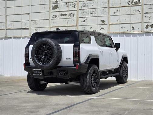 2025 GMC HUMMER EV SUV 2X