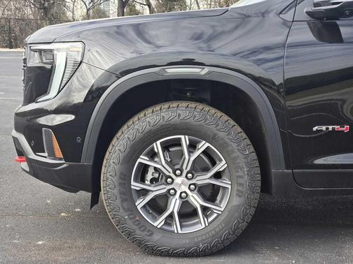 2026 GMC Acadia AT4 AWD