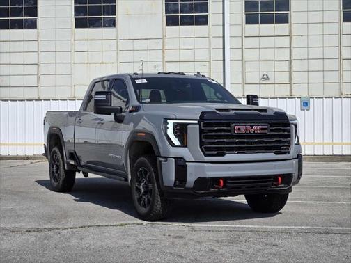 2025 GMC Sierra 2500 AT4