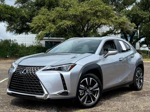 2025 Lexus UX 300h Base