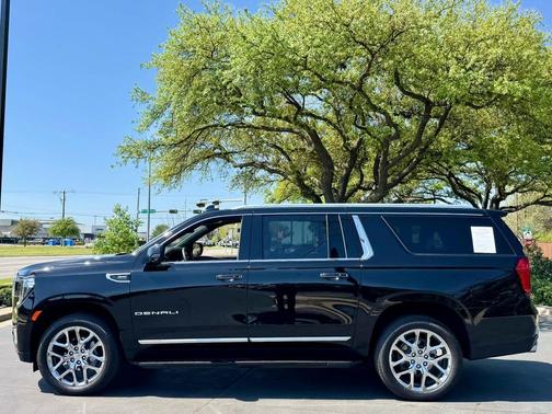 2024 GMC Yukon XL Denali