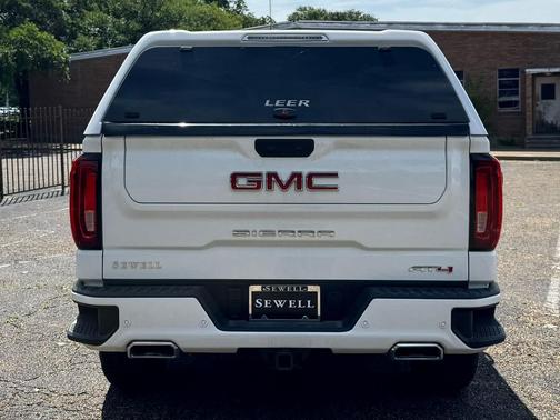 Summit White 2026 GMC Sierra 1500 AT4