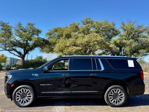2024 GMC Yukon XL Denali Ultimate