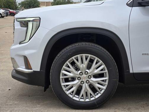 Glacier White Tricoat 2026 GMC Acadia Elevation FWD