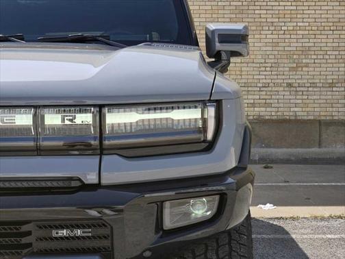 2025 GMC HUMMER EV SUV 2X