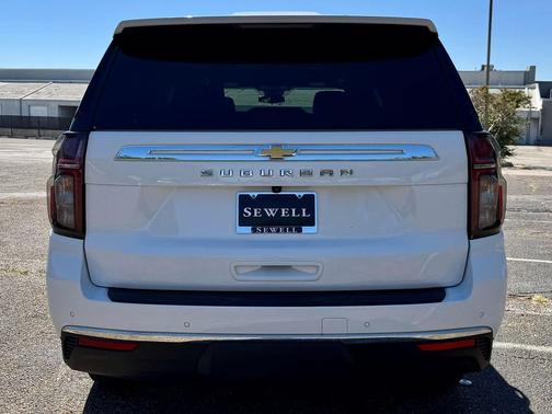 2023 Chevrolet Suburban LS