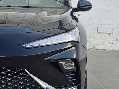Ebony Twilight Metallic 2026 Buick Envista Avenir FWD