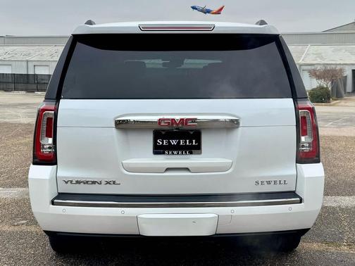 2016 GMC Yukon XL Denali