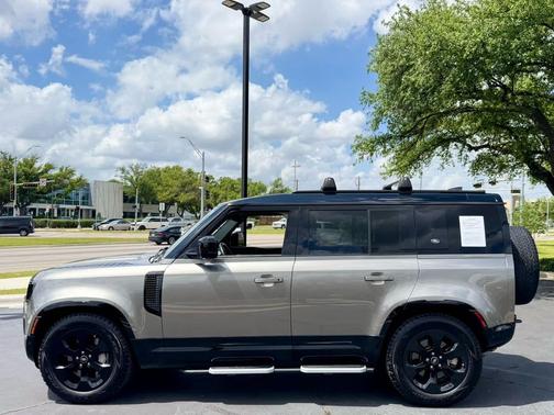 2022 Land Rover Defender 110 X-Dynamic HSE