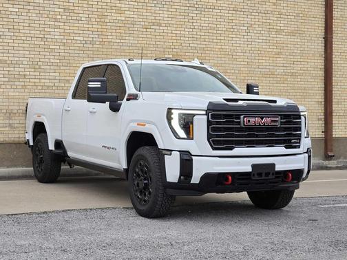 2026 GMC Sierra 2500 AT4