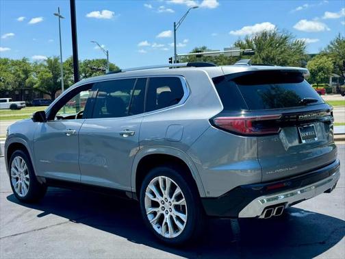 2025 GMC Acadia Denali