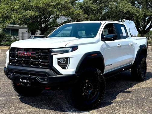 2024 GMC Canyon AT4X