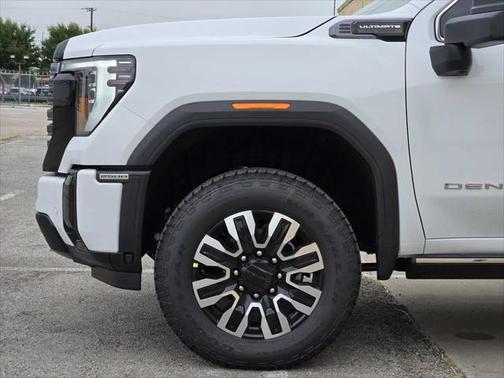 2025 GMC Sierra 2500 Denali Ultimate