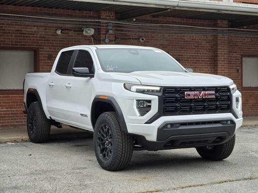 Summit White 2026 GMC Canyon Elevation
