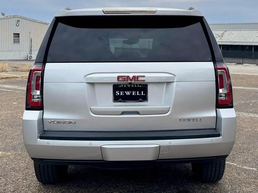 2017 GMC Yukon SLT
