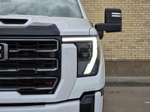 2026 GMC Sierra 2500 AT4