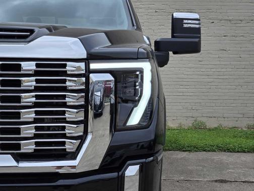 Onyx Black 2026 GMC Sierra 2500 Denali
