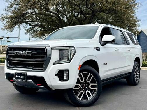 2023 GMC Yukon XL 4WD AT4