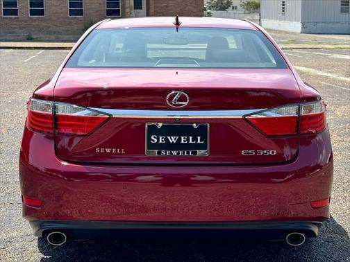 2015 Lexus ES 350 Crafted Line