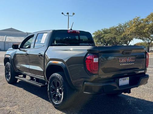 2023 GMC Canyon Elevation