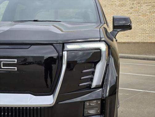 2025 GMC Sierra EV Extended Range Denali